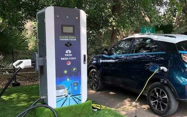 Tata Power ties up with JP Infra to set up EV charging points in Mumbai