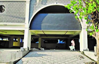 CM to throw open MLCP at Thampanoor next week